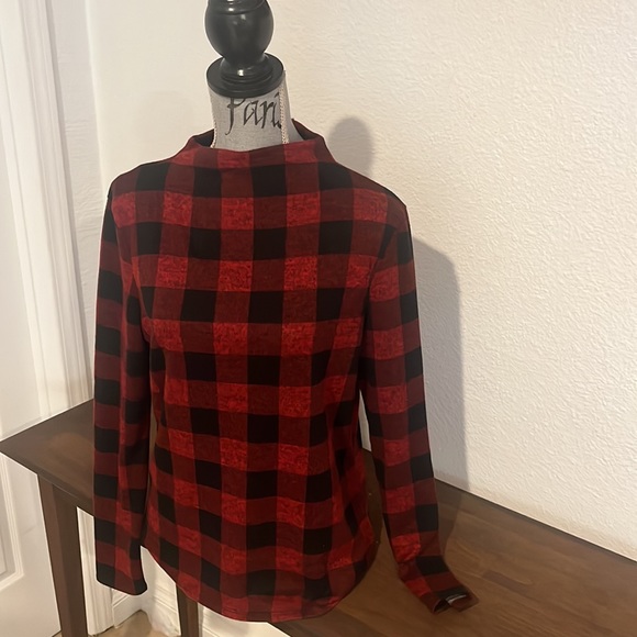 Beachlunch lounge red black top long sleeve - Picture 2 of 4